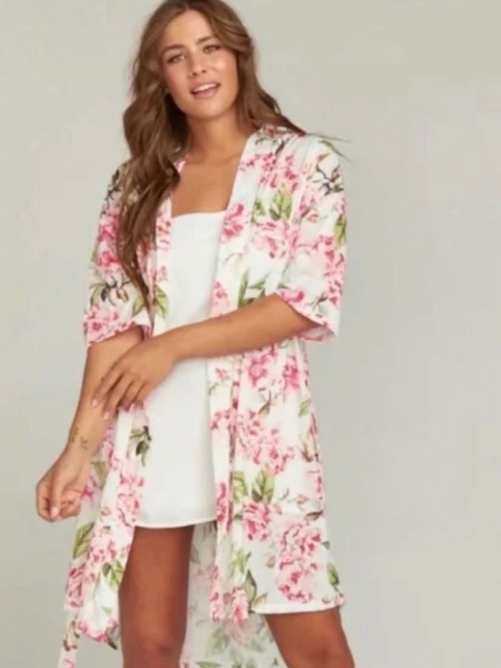 Show Me Your MuMu Pink & White Floral Kimono Robe